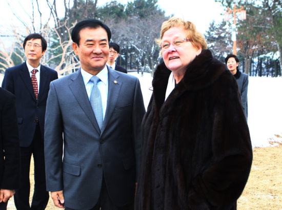 Riigikogu delegatsioon eesotsas Riigikogu esimehe Ene Ergmaga ametlikul visiidil Korea Vabariigis